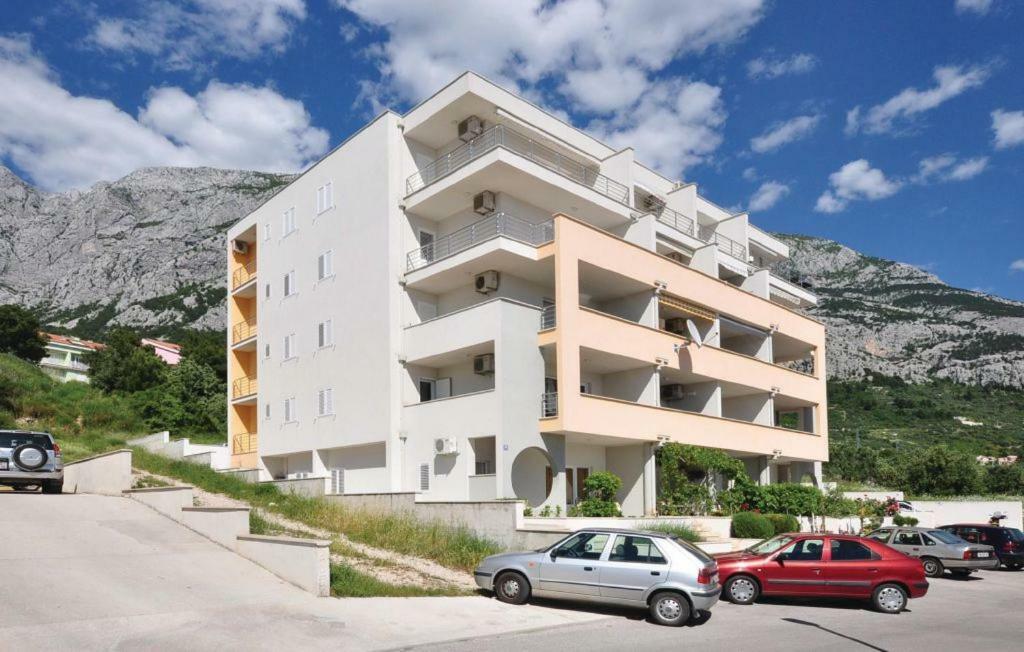 Apartment Orange Макарска Экстерьер фото