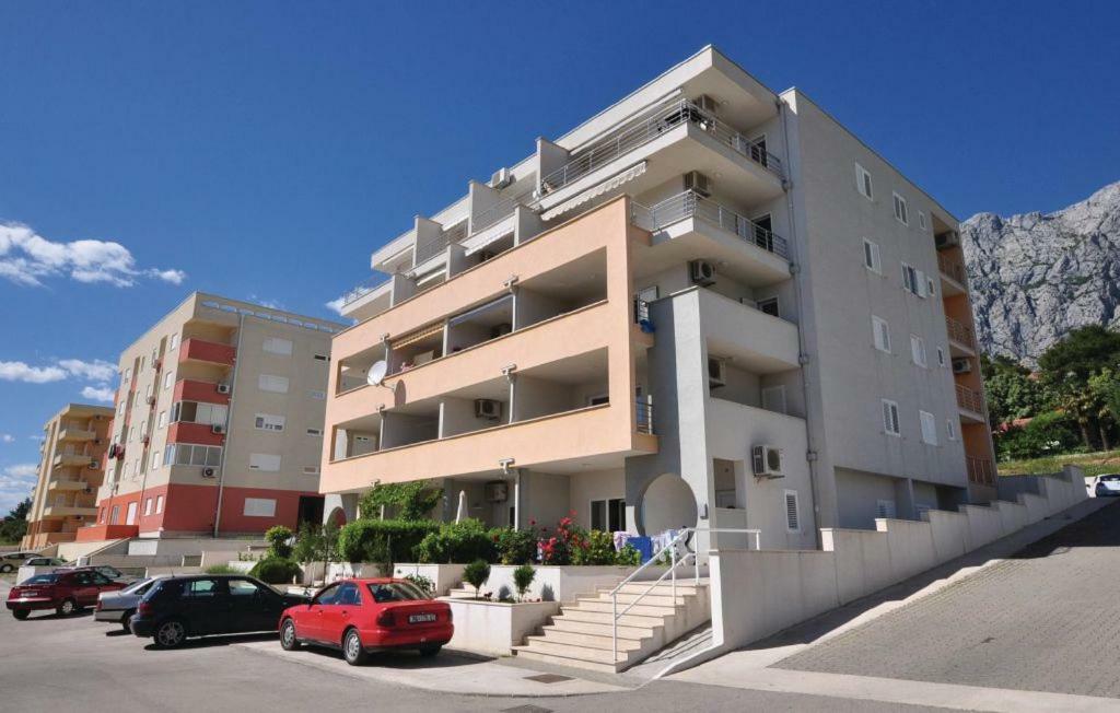 Apartment Orange Макарска Экстерьер фото